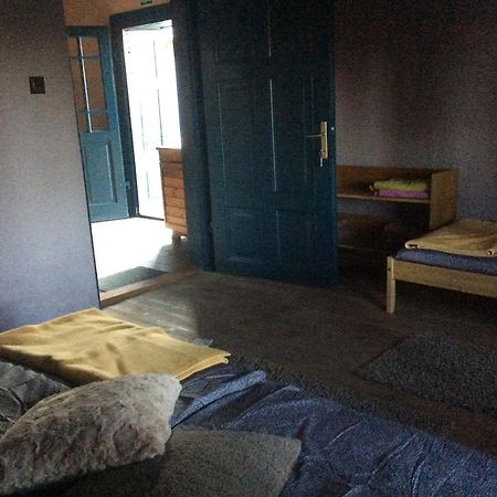 Bakancstanya Ketbodony Εξωτερικό φωτογραφία
