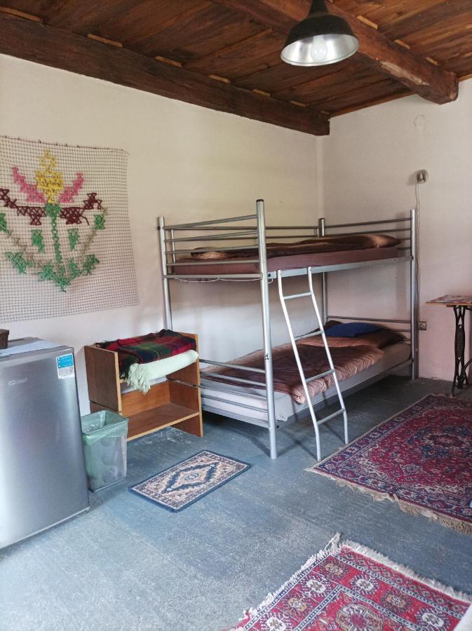 Bakancstanya Ketbodony Εξωτερικό φωτογραφία